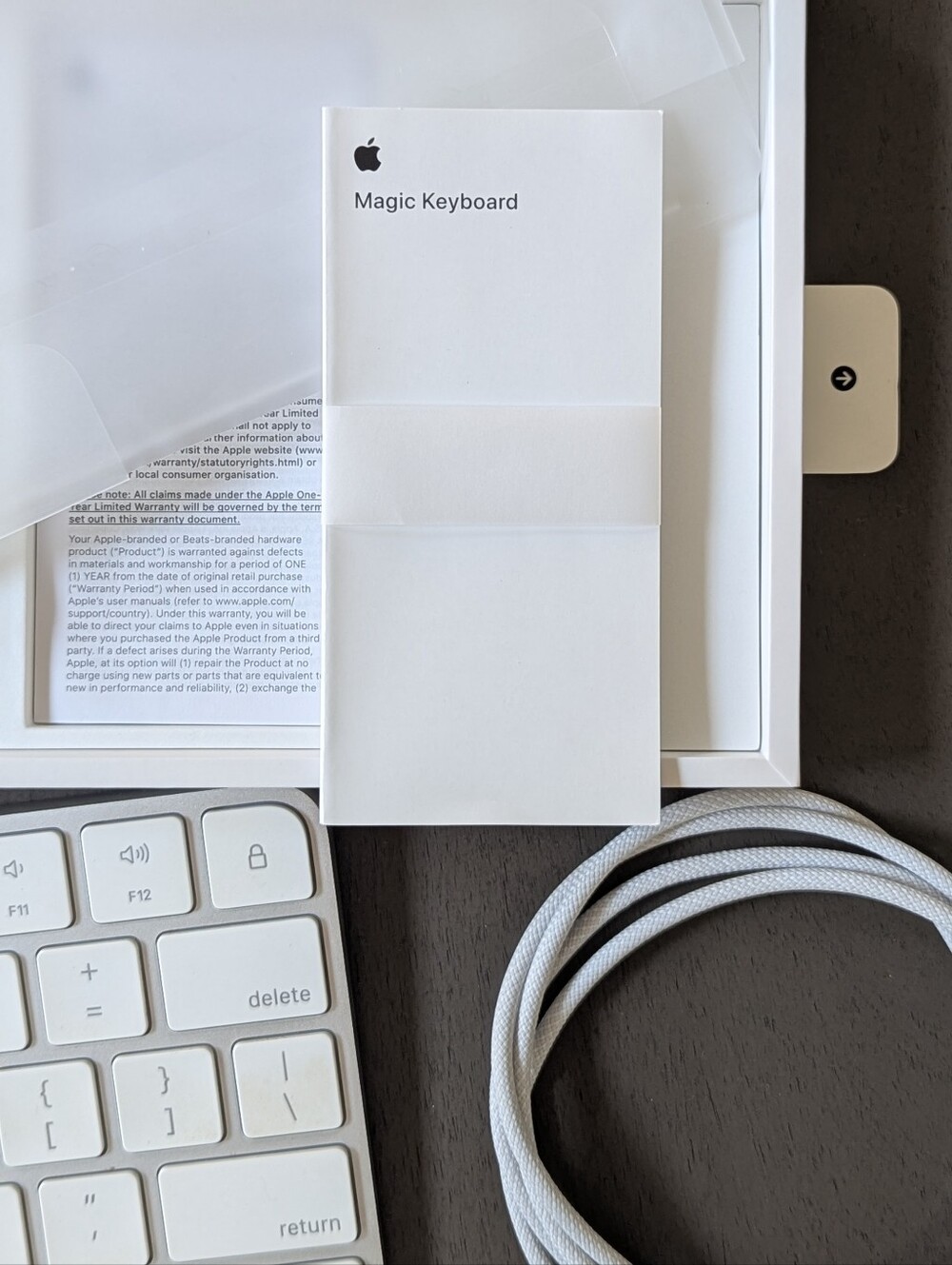 Apple Magic Keyboard - Picture 3 of 3